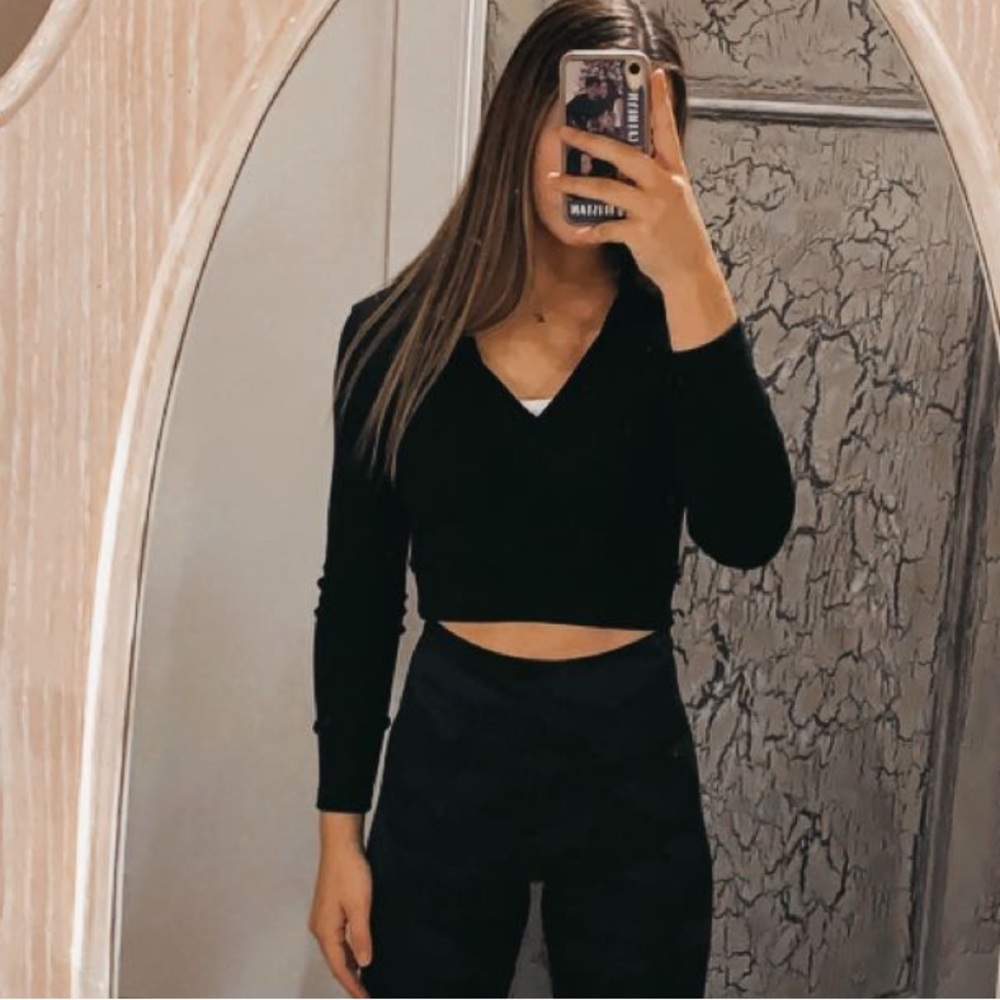 M Altrd State Black long sleeve sweater